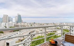 Joli Studio A Courbevoie - La Defense